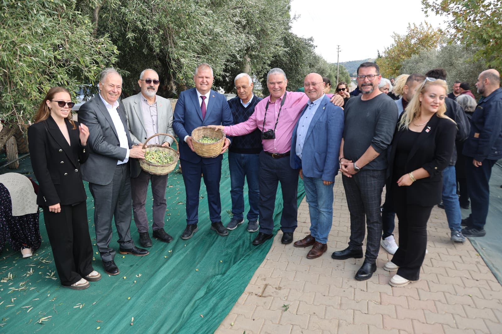 Urla’da bu yıl ikincisi düzenlenen Uluslararası Zeytin ve Sanat Festivali,