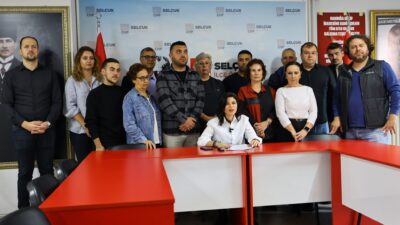 CHP Efes Selçuk İlçe Başkanı İpek Onbaşıoğlu, AK Parti ilçe