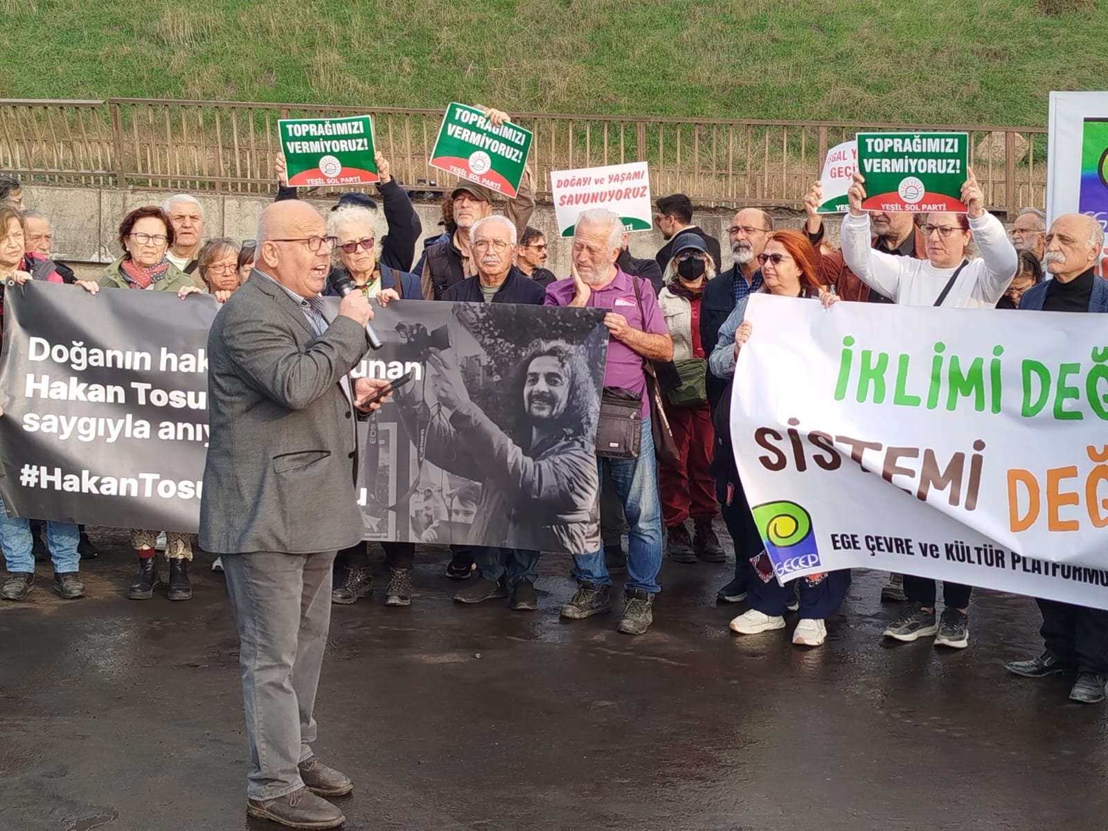 EGEÇEP ve çevre platformları, İzdemir Termik Santrali’nin mahkeme kararlarına rağmen