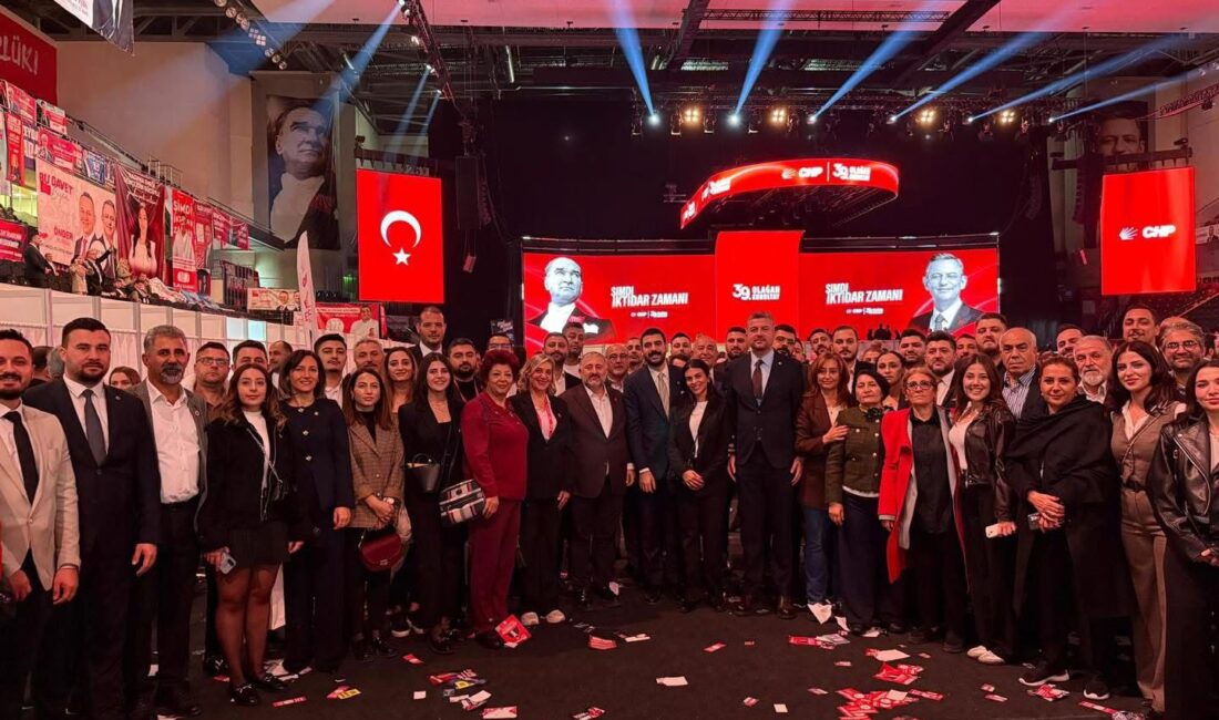 Buca Belediye Başkanı Görkem Duman ve CHP Buca İlçe Başkanı