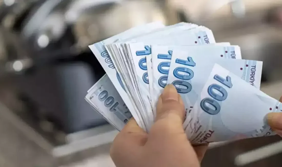 Türk-İş, Asgari Ücret Tespit Komisyonu toplantılarına yönetmelik değişmeden katılmayacağını açıkladı.