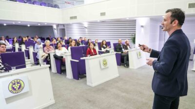 Buca Belediyesi, hizmet kalitesini artırmak ve dezavantajlı bireylere duyarlılığı güçlendirmek