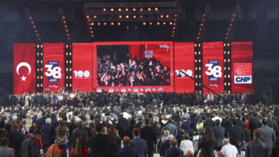 CHP’nin 39. Olağan Kurultayı ikinci gününde genel başkan seçimi, raporların