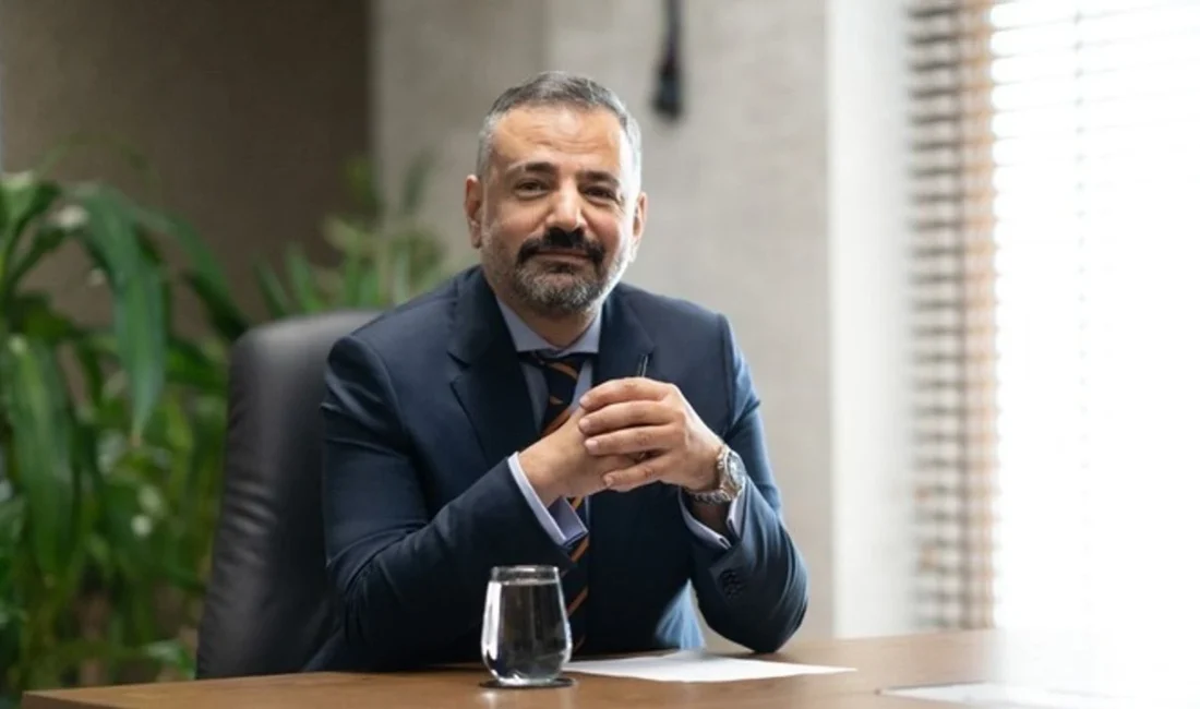 Ev hapsi nedeniyle üç toplantıya katılamayan Şenol Aslanoğlu’nun İZTO meclis