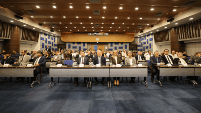 İzmir Ticaret Odası’nda düzenlenen toplantıda Türkiye ile Suudi Arabistan arasında