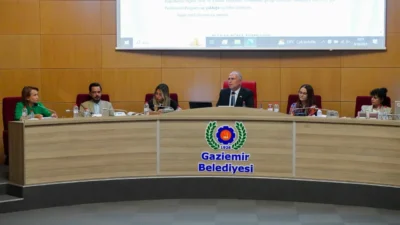 Gaziemir Belediye Meclisi’nin kasım ayı oturumu sert tartışmalara sahne oldu.