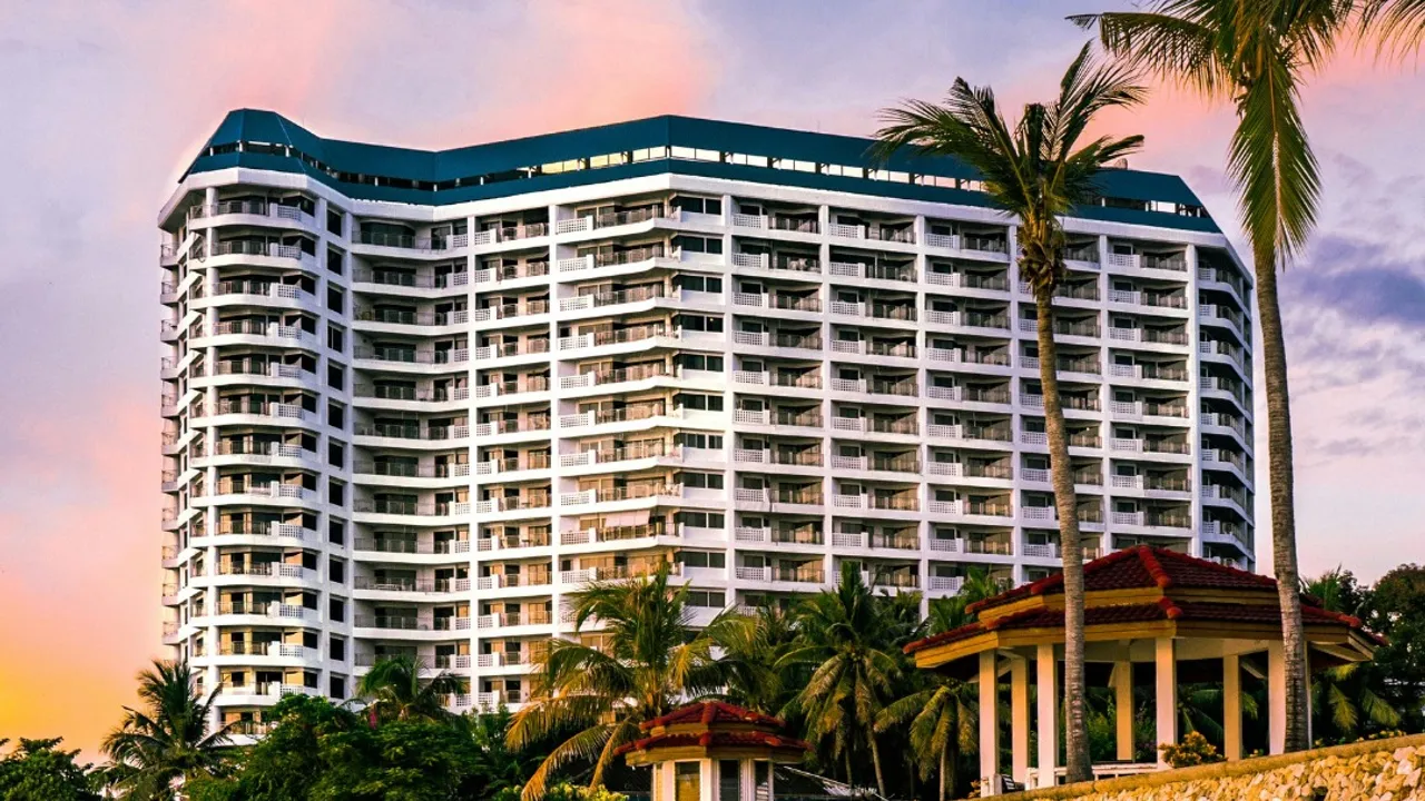 Sığacık’ta bir otelin yer altından döşediği kaçak hatla 17 milyon