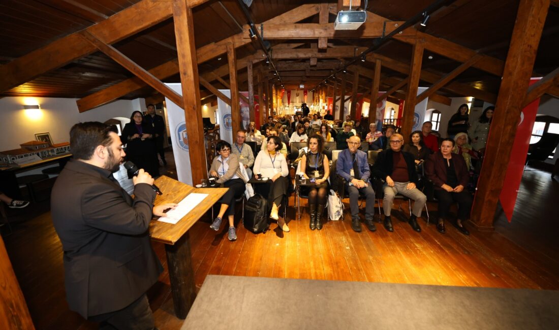 Türkiye Felsefe Kurumu ve Efes Selçuk Belediyesi iş birliğiyle düzenlenen