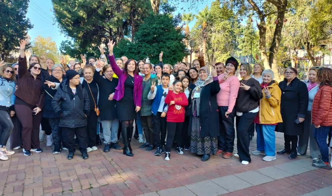 Karabağlar Belediyesi tarafından kapatılan Emekçi Kadınlar Kermesi, İzmir Büyükşehir Belediyesi’nin