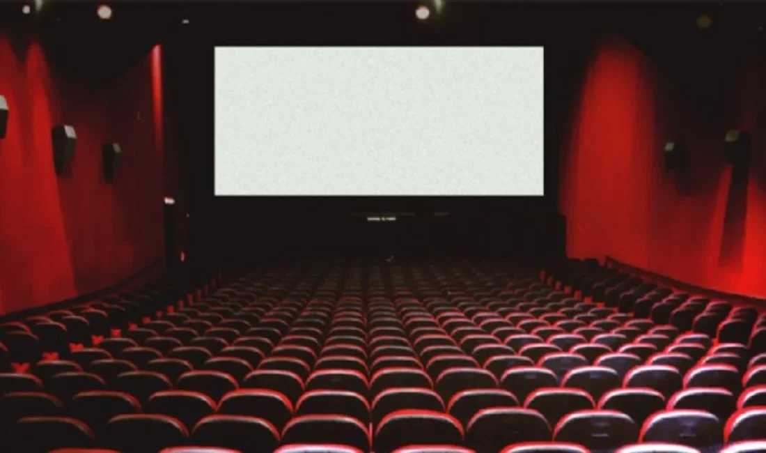 İzmir Büyükşehir Belediyesi Yeniden Sinematek, kasım ayı boyunca Elhamra Sahnesi’nde