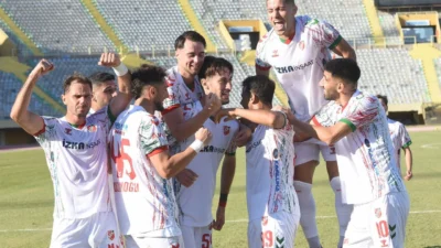 3. Lig 4. Grup lideri Karşıyaka, namağlup unvanını korumak için