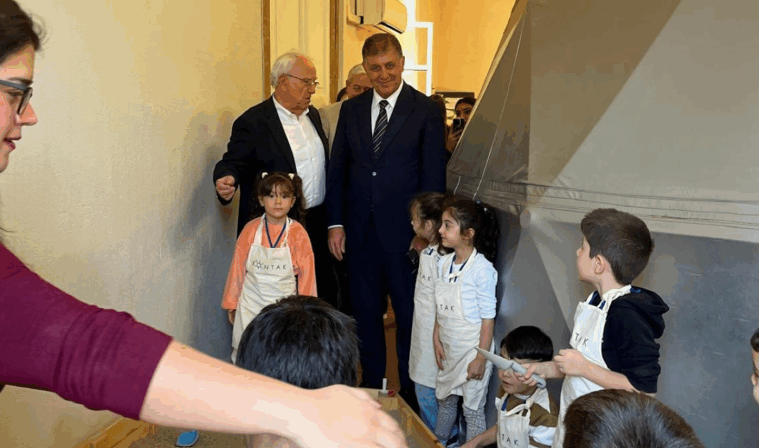 Başkan Cemil Tugay, 20 Kasım Dünya Çocuk Hakları Günü’nde Kontak