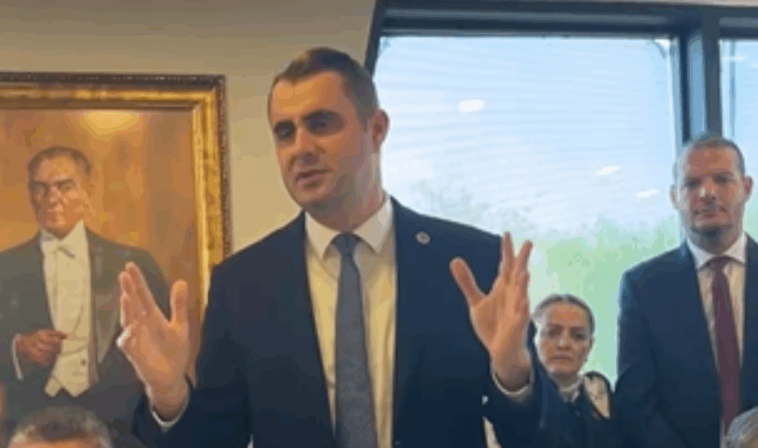 CHP İzmir İl Başkanı Çağatay Güç, Buca İlçe Örgütü’nü ziyaret