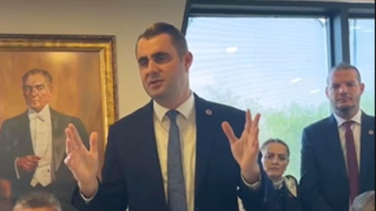 CHP İzmir İl Başkanı Çağatay Güç, Buca İlçe Örgütü’nü ziyaret