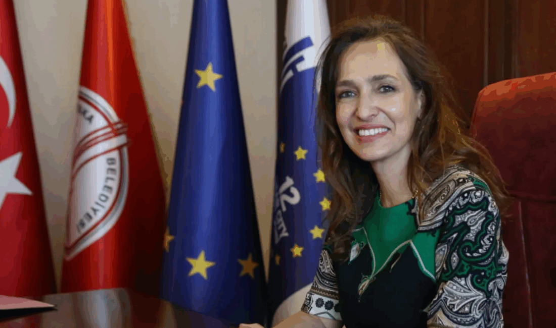 Karşıyaka Belediyesi ile pazarcı esnafı arasındaki gerginlik tırmanıyor. Başkan Yıldız