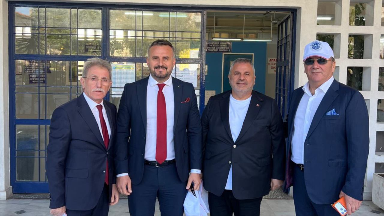 Foça Esnaf ve Sanatkârlar Odası Başkanı Sedat Özdemir, Aliağa–Midilli feribot