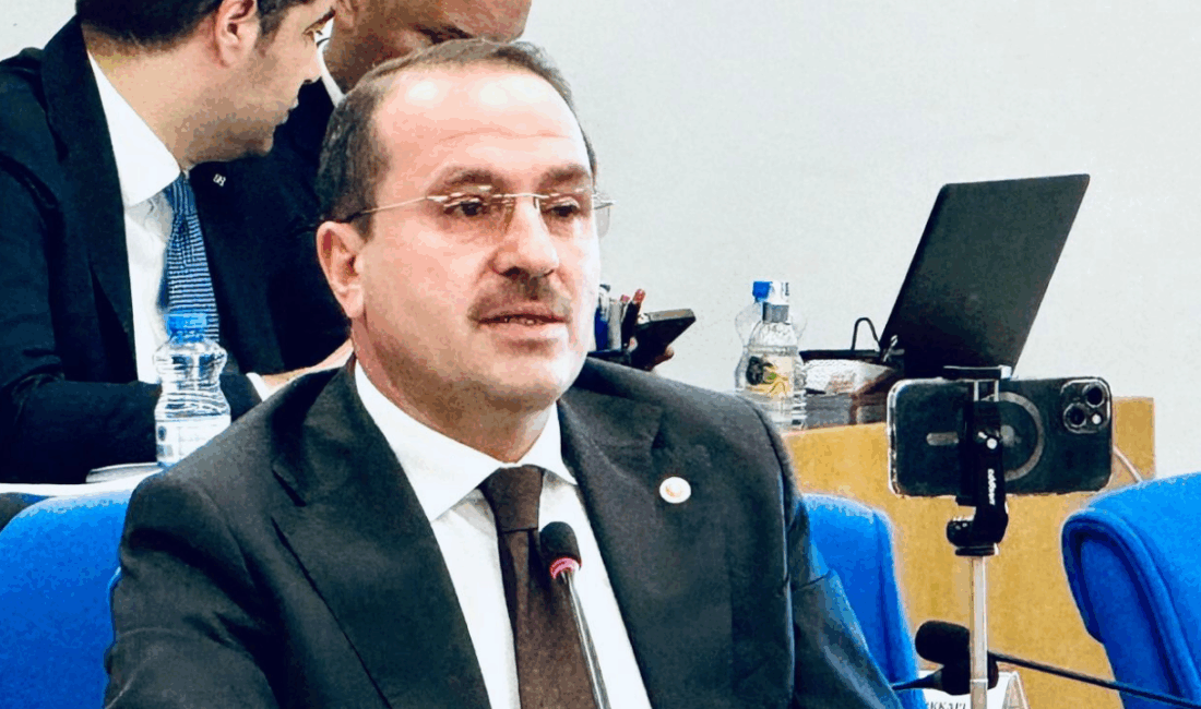 AK Parti İzmir Milletvekili Yaşar Kırkpınar, TBMM’de İzmir’in ulaşım yatırımlarını