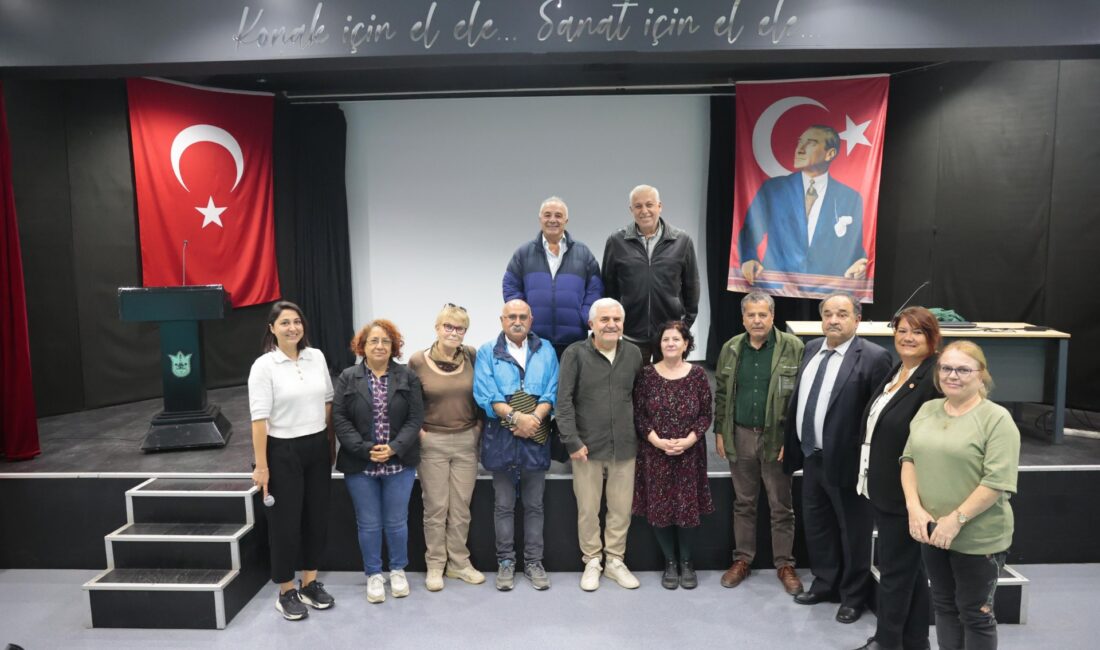 Konak Belediyesi’nin düzenlediği Kültürel Miras Söyleşileri dizisinde Sosyal Psikolog Prof.