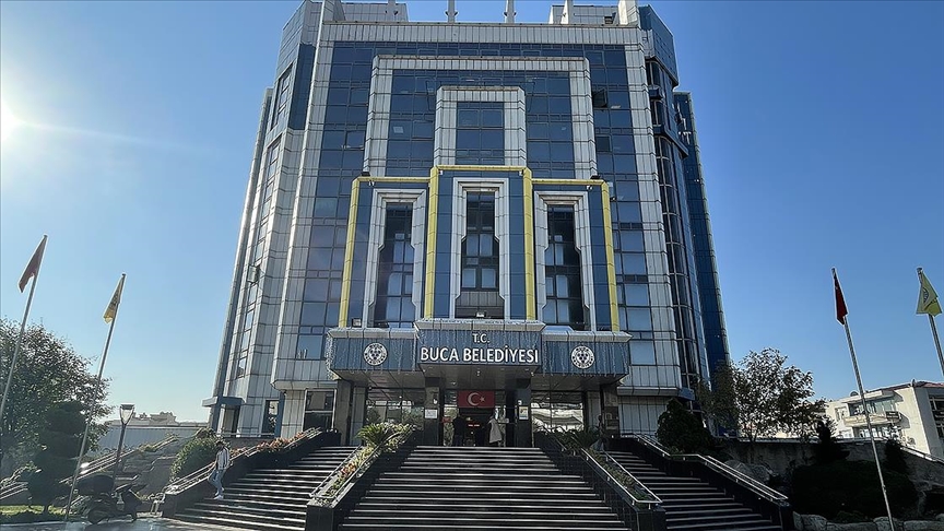 Buca Belediyesi, SGK borçlarını kapatmak için mülkiyetindeki 11 taşınmazı satışa