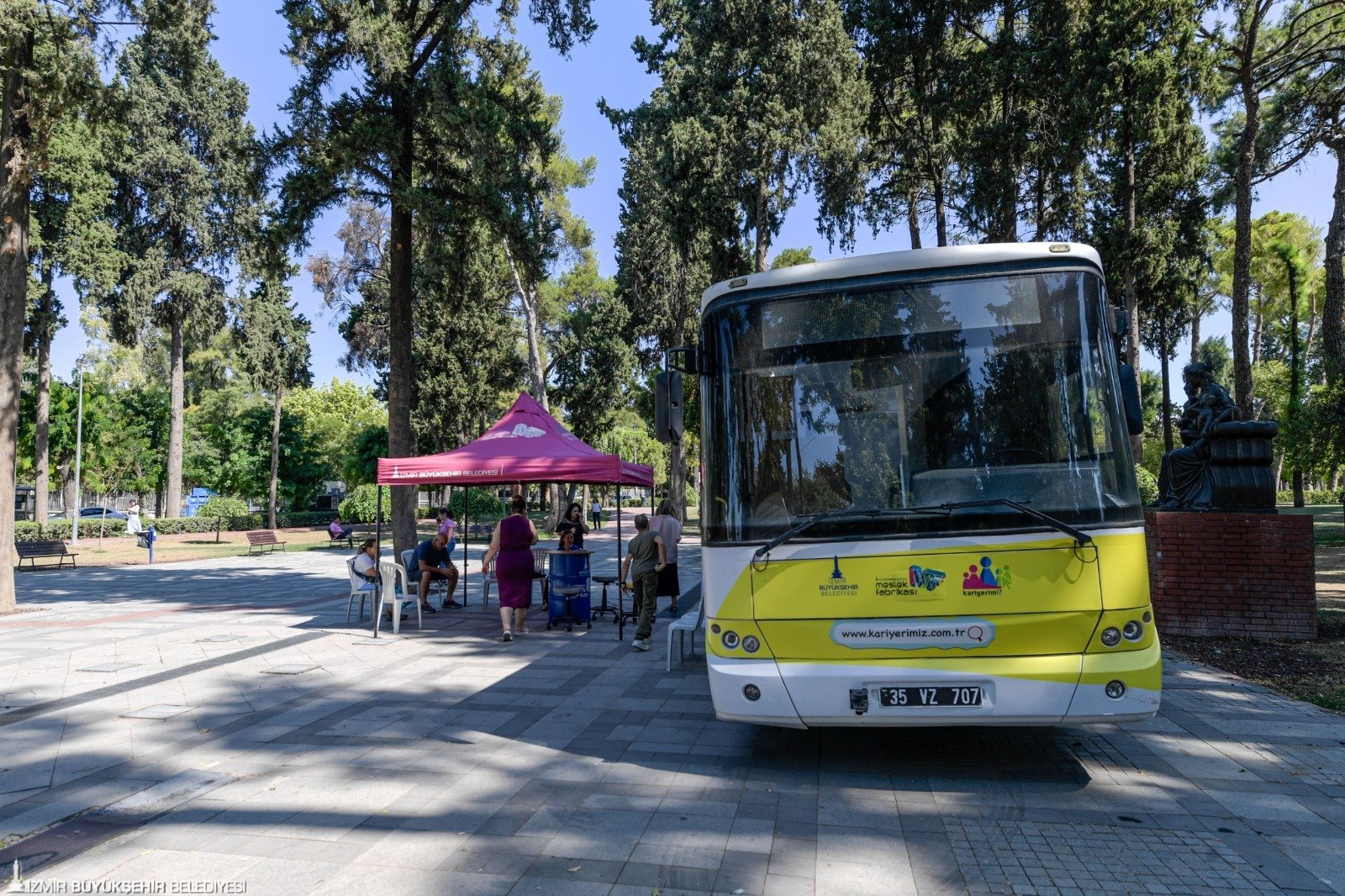 İzmir Büyükşehir Belediyesi Meslek Fabrikası, ekim ayında 35 iş arayanı