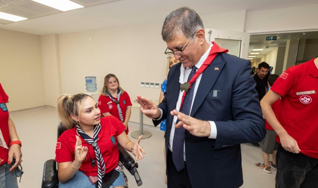 İzmir Büyükşehir Belediyesi, görünür ya da görünmeyen engellilik alanında yurttaşların