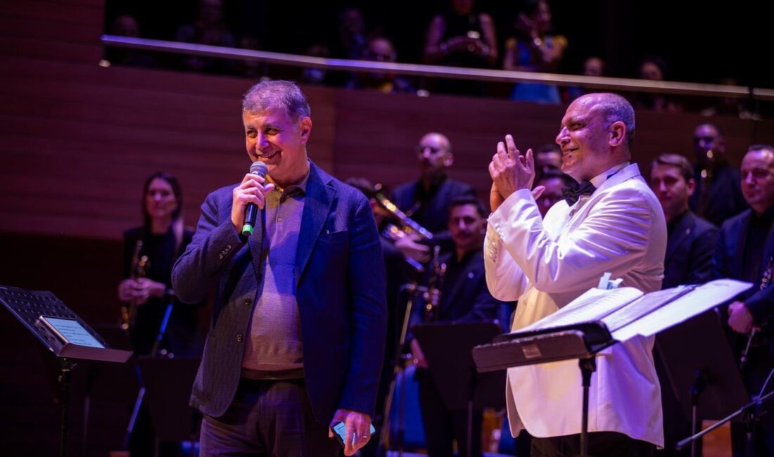 İzmir Büyükşehir Belediyesi, mart 2025’te kaybettiğimiz Edip Akbayram ve Volkan