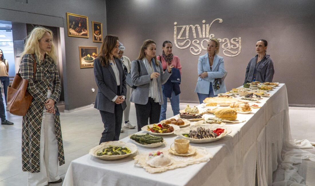 Karşıyaka Belediyesi’nin “İzmir Sofrası” sergisi yoğun ilgi nedeniyle Şubat sonuna