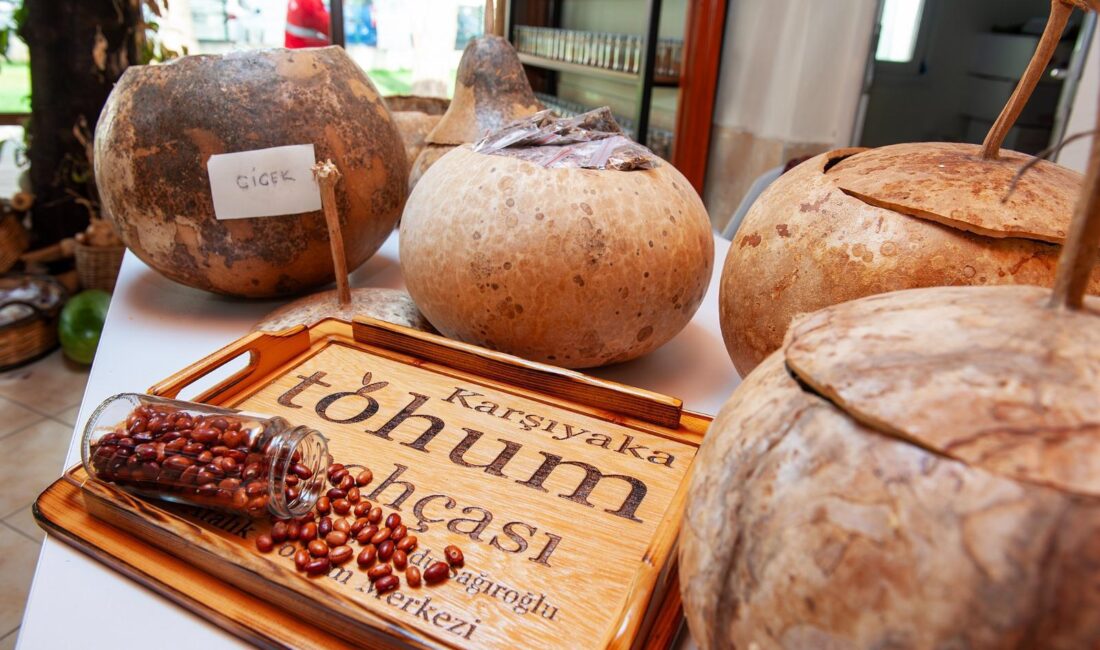 Karşıyaka Belediyesi, Şehit Muhittin-Ayşe Dudu Sağıroğlu Tohum Bohçası aracılığıyla bir