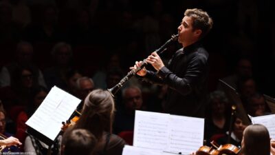 İzmir Oda Orkestrası, İspanyol klarnet virtüözü Pablo Barragán ile Ahmed