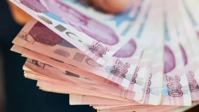 2026 yılında geçerli olacak asgari ücreti belirlemek üzere çalışmalarını sürdüren