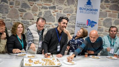 İzmir Büyükşehir Belediyesi’nin 60 yaş ve üstü yurttaşlar için hayata