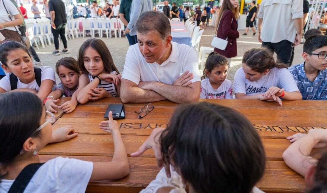 İzmir Büyükşehir Belediyesi, eğitimde fırsat eşitliğini güçlendirmek amacıyla okul öncesinden