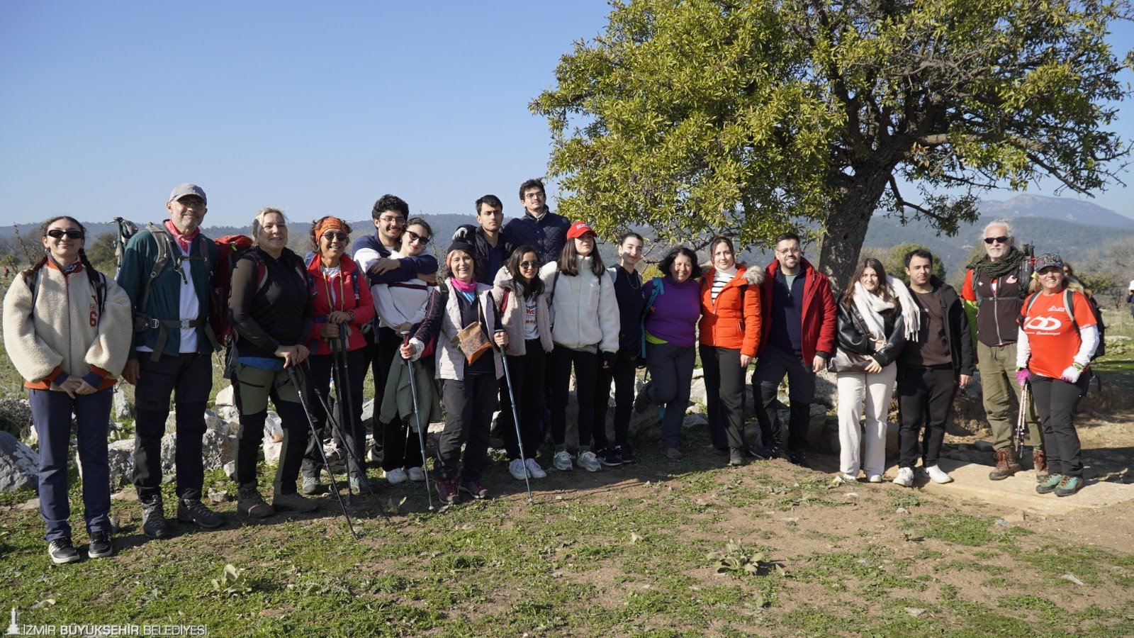 İzmir Büyükşehir Belediyesi, Dünya Dağlar Günü kapsamında üniversite öğrencilerini Efes-Mimas