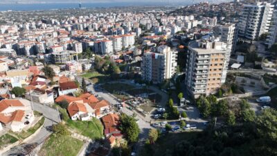 Toplumcu hekimliğin simge isimlerinden Dr. Ergün Demir’in adı, Narlıdere’de açılan