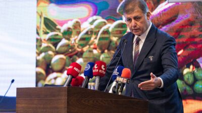 İzmir Büyükşehir Belediyesi, kooperatiflerle iş birliğini güçlendirerek tarımda sürdürülebilirliği artırmayı