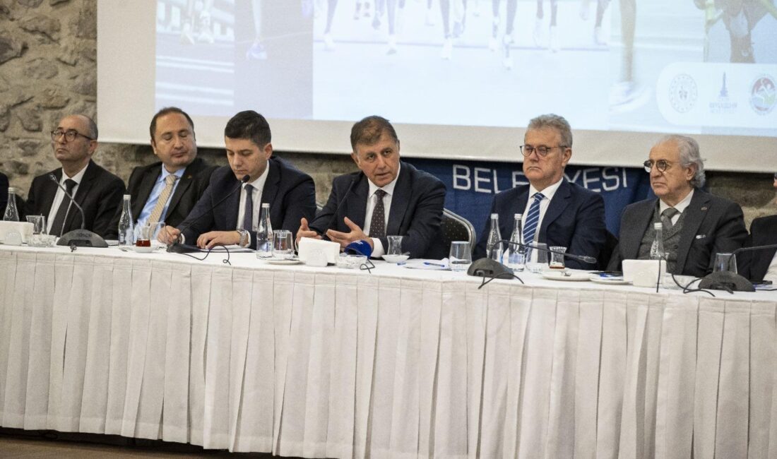 İzmir Büyükşehir Belediye Başkanı Dr. Cemil Tugay, kentin su geleceğini