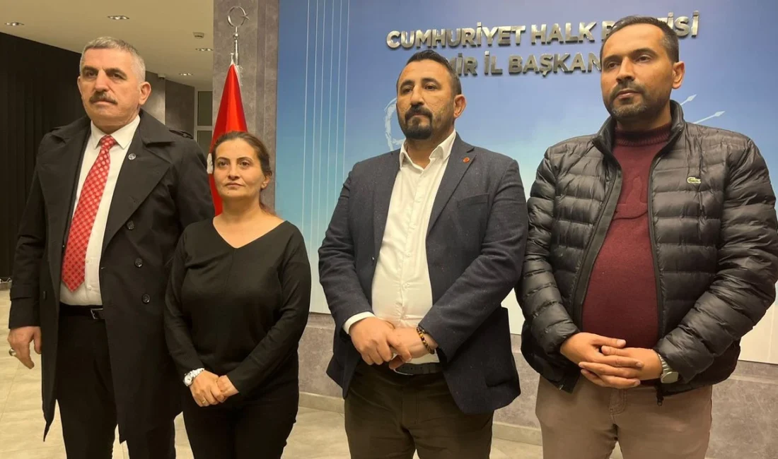 İzmir Büyükşehir Belediyesi’nde örgütlü DİSK Genel-İş şube yöneticileri, CHP Genel