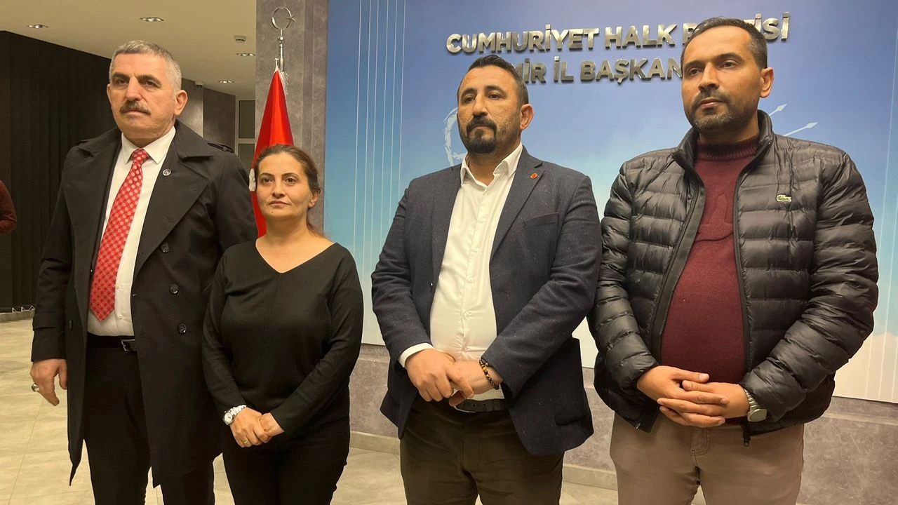 İzmir Büyükşehir Belediyesi’nde örgütlü DİSK Genel-İş şube yöneticileri, CHP Genel