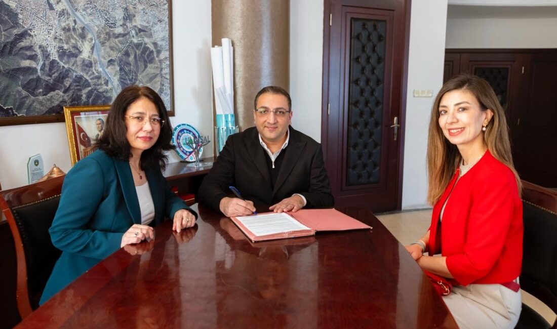 Balçova Belediyesi, İzmir’deki en yüksek promosyon anlaşmalarından birine imza atarak