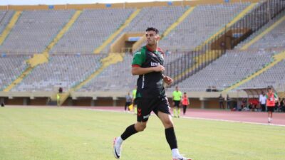 Karşıyaka altyapısından yetişen ve Muşspor’a transfer olan Ferdi Burgaz için