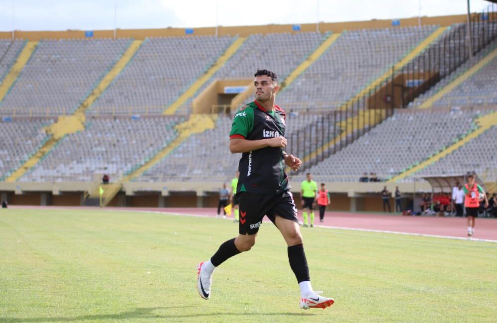 Karşıyaka altyapısından yetişen ve Muşspor’a transfer olan Ferdi Burgaz için