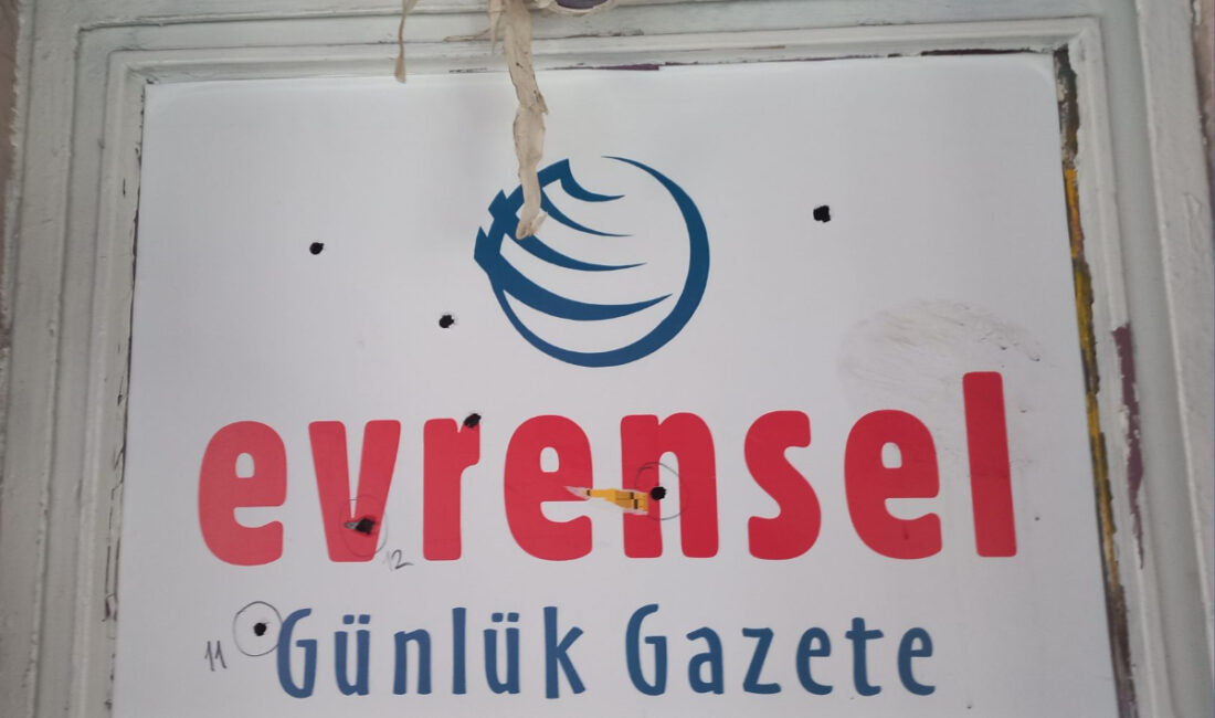 İzmir'de 13 Ağustos'ta Evrensel Gazetesi Bürosu'na yapılan silahlı saldırıyla ilgili