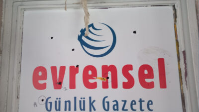 İzmir'de 13 Ağustos'ta Evrensel Gazetesi Bürosu'na yapılan silahlı saldırıyla ilgili