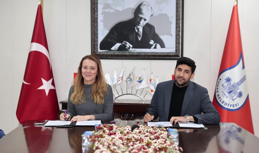 Konak Belediyesi, Cosmos Gençlik Derneği ile imzaladığı protokolle gençlerin toplumsal