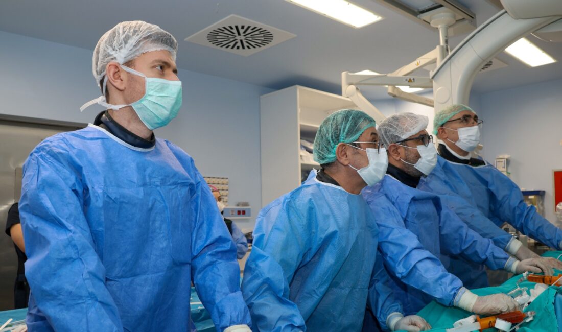 İzmir Şehir Hastanesinde uygulanan TPVR yöntemi sayesinde doğuştan kalp hastası