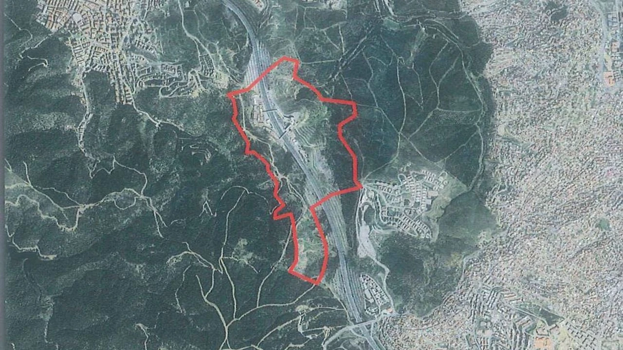 İzmir Büyükşehir Belediyesi, yıllardır çözülemeyen “Balçova Arsaları” imar sorununda yeni