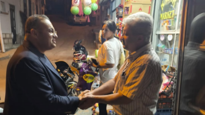 CHP Konak İlçe Başkanı Serkan Kalmaz, AK Parti’nin esnaf üzerinden