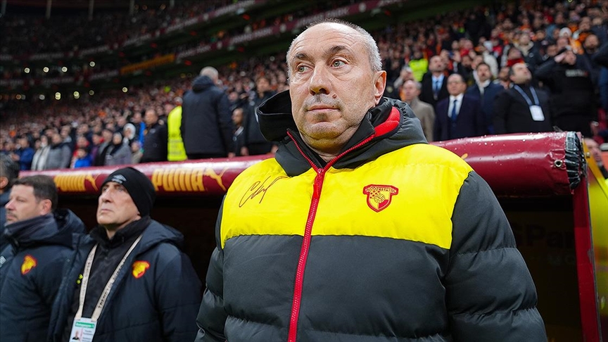 Ziraat Türkiye Kupası’nda Beyoğlu Yeni Çarşı’ya 1-0 yenilerek elenen Göztepe’de