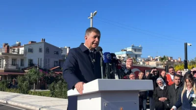 İzmir Büyükşehir Belediye Başkanı Cemil Tugay, 75. Yıl Cumhuriyet Bulvarı