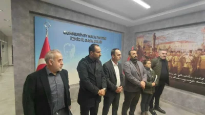 İzmir Büyükşehir Belediyesi’ndeki ödeme krizi için CHP ve DİSK ikinci